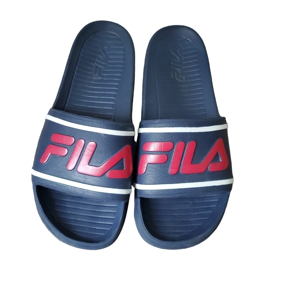 🩷🩷Fila sandals Unisex Size 6